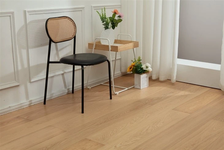 Solid Oak Engineered Wood Flooring - Matte Finish | Easy Click Lock Installation factory